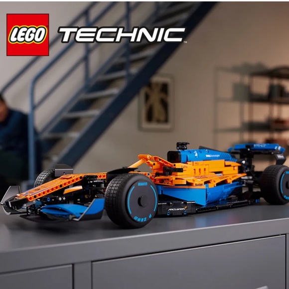 LEGO McLaren Formula 1™ Race Car
Technic™ - Picture 16 of 16